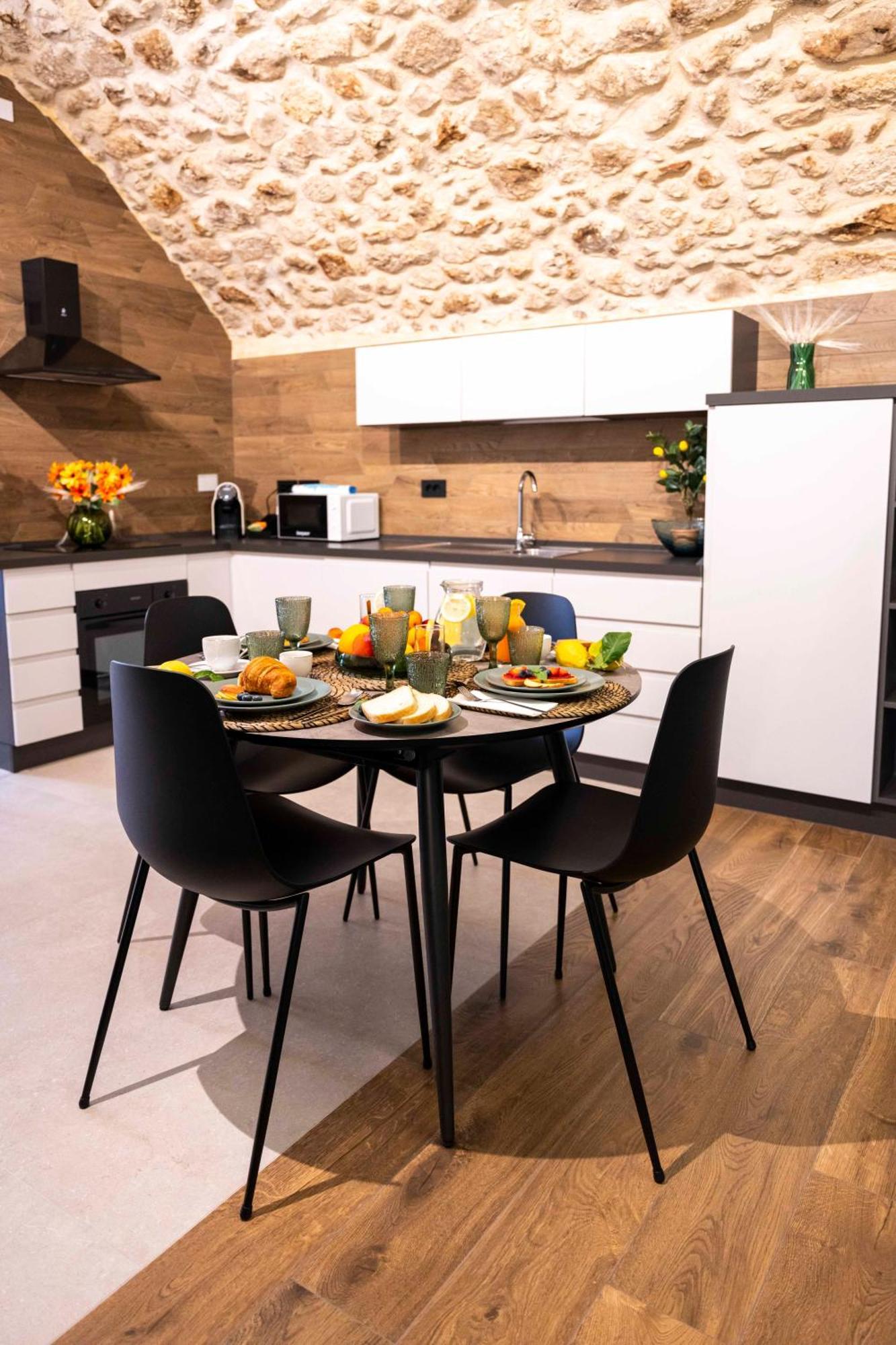 Castel Manfredi Apartments Manfredonia Bagian luar foto